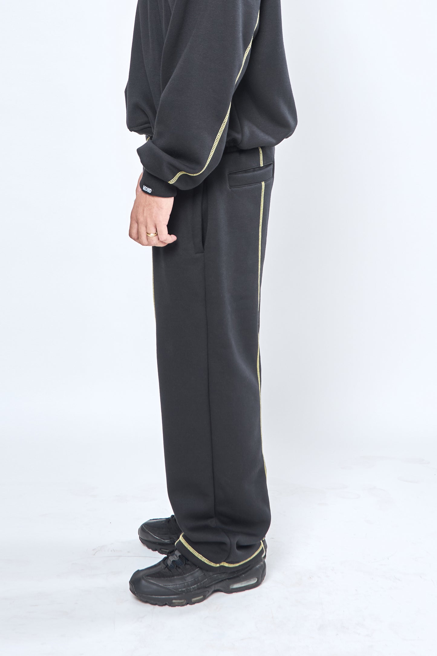 Sweatpants - Black