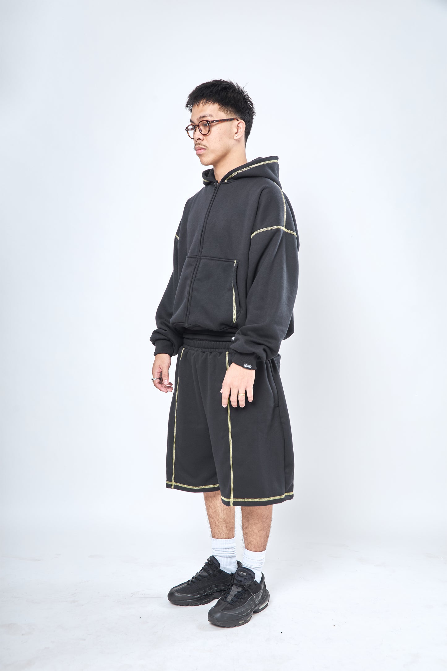 Full Zip - Black