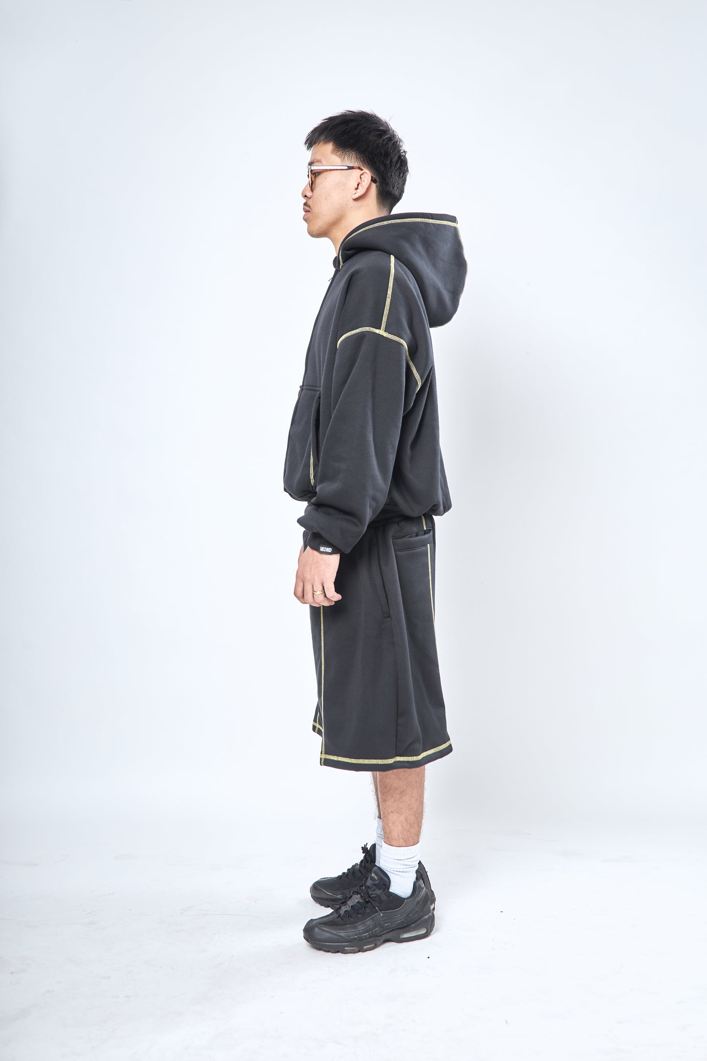 Full Zip - Black