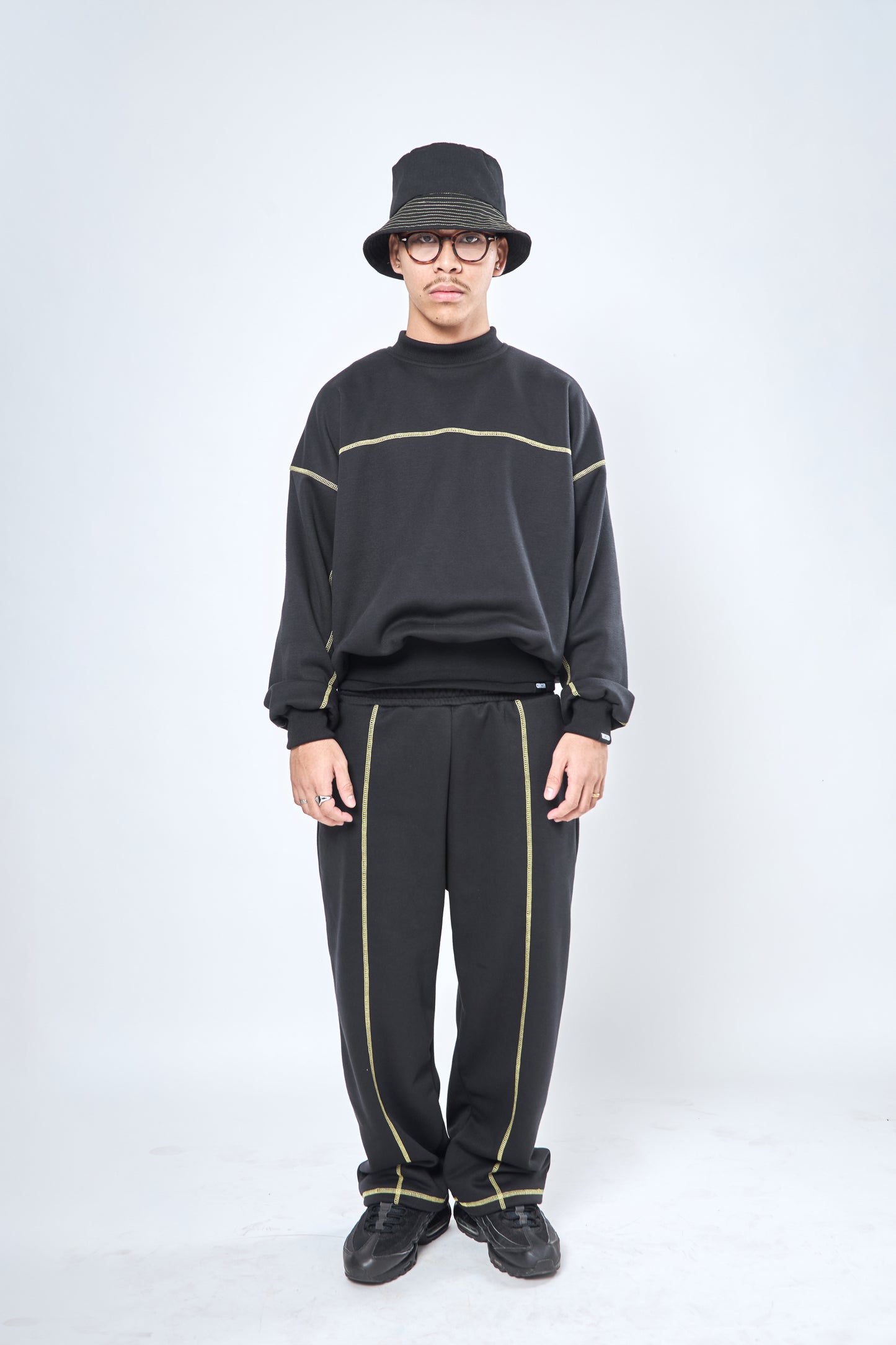 Pullover - Black